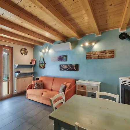 Sunset With Air Conditioning And View Apartament Perledo